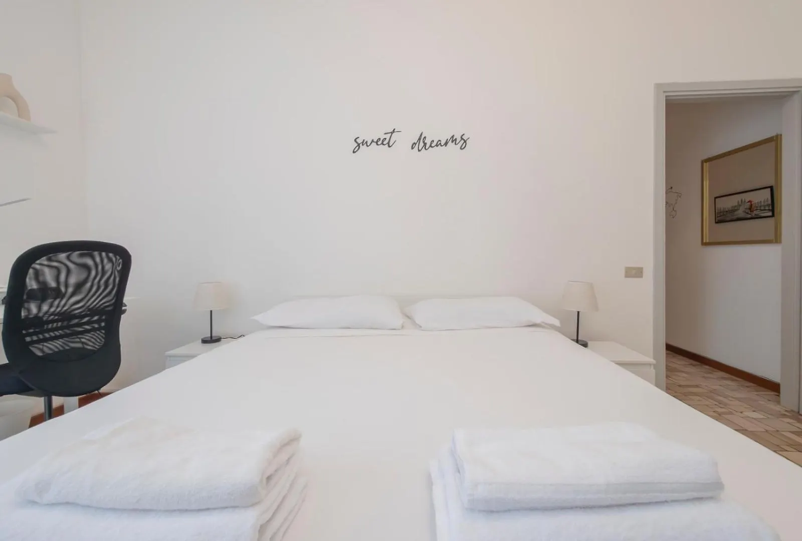 La Dolce Darsena - Your Milan Escape Near Navigli And Duomo 0*,  Itálie